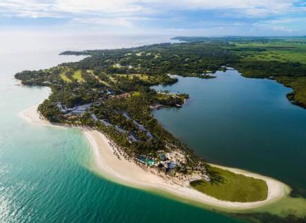 Отель One & Only Le Saint Geran