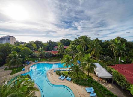 Отель Cebu White Sands Resort & Spa (ex Cebu White Sands At Maribago Beach)