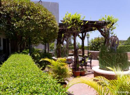 Отель Crown Regency Residences Cebu