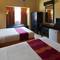 Отель Microtel Inn & Suites by Wyndham Davao
