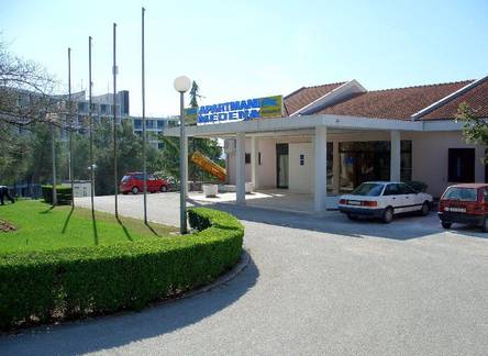 Отель Medena Apartments
