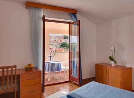 Отель Riva Apartment