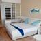 Отель Carine Hotel Delfin