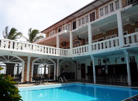 Отель Oasis Beach Resort