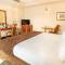 Отель Novotel Al Dana Resort Hotel
