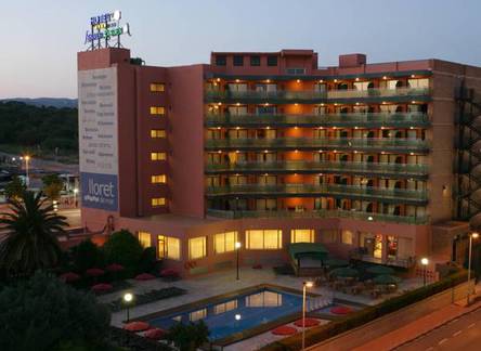 Отель Fenals Garden Hotel