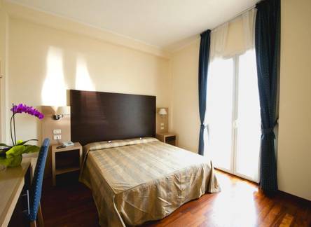 Отель Grand Hotel Royal