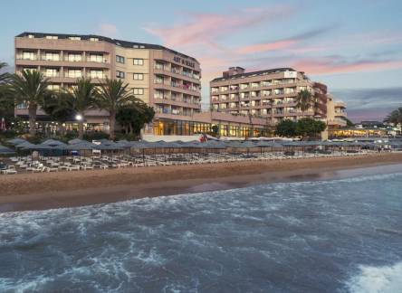 Отель Aska Just In Beach