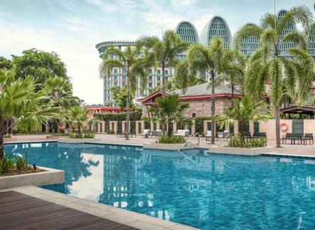 Отель Resorts World Sentosa - Hotel Ora
