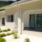 Отель Hide Away Holiday Apartments Apart