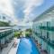 Отель Kc Beach Club & Pool Villas