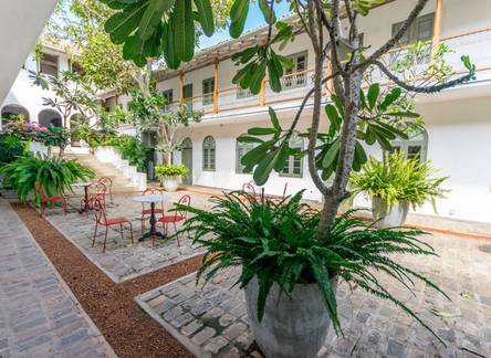 Отель Galle Fort Hotel