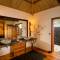 Отель Lakaz Chamarel Exclusive Lodge