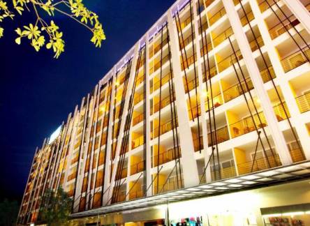 Отель Ashlee Hub Hotel Patong