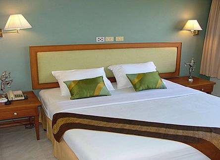 Отель The Park Hotel