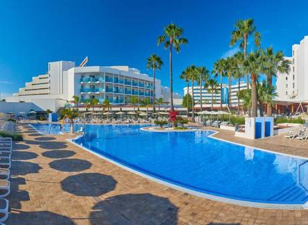 Отель Hipotels Cala Millor Park