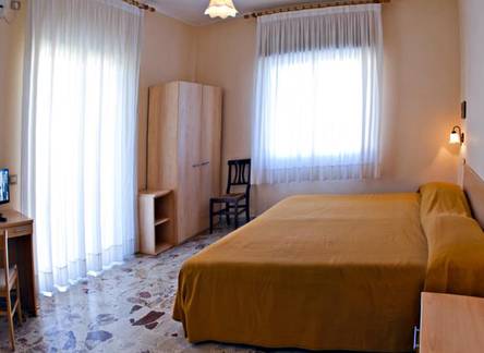 Отель Pensione Villa Sant'Antonio Apt
