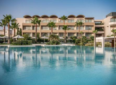 Отель Avra Imperial Beach Resort & Spa
