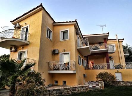 Отель Irida Resort Suites