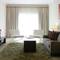 Отель Auris Hotel Apartments Deira APT