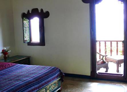 Отель Puri Bunga Beach Cottages