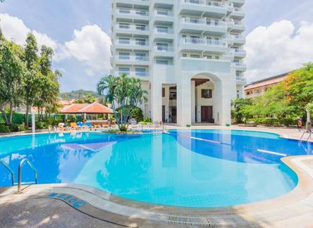 Отель The Waterfront Suites Phuket by Centara