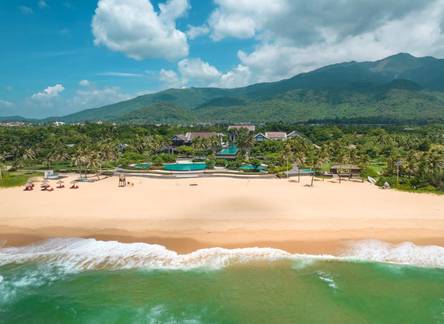 Отель Narada Resort & Spa Perfume Bay Sanya