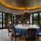 Отель Narada Resort & Spa Perfume Bay Sanya