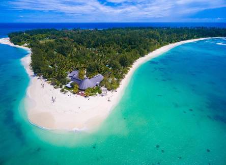 Отель Denis Private Island