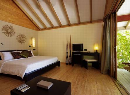 Отель Amari Addu Maldives