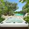Отель Swiss-Belhotel Segara Resort & Spa