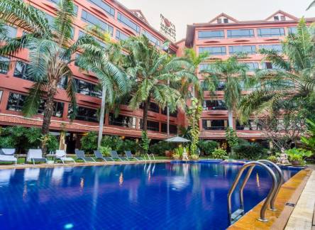 Отель Nova Park Hotel & Executive Serviced Apartments