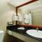 Отель Ramada Hotel Bahrain