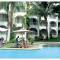 Отель The Plaza Beach Hotel