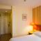 Отель Home Inn Xinhuaxia Road