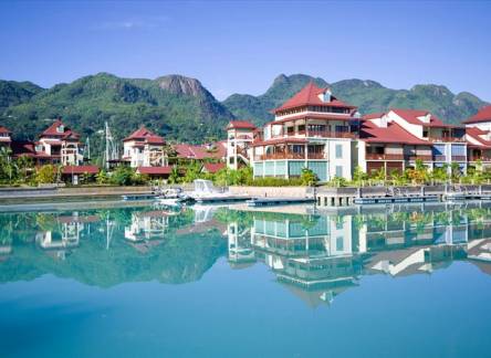 Отель Eden Island Luxury Accommodation