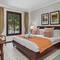 Отель Eden Island Luxury Accommodation