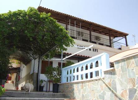 Отель Litsa Efi Apartments