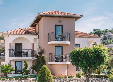 Отель Eneida Apartments