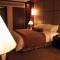 Отель Southern Airlines Pearl Hotel