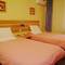 Отель Qingdao Guoren Hotel