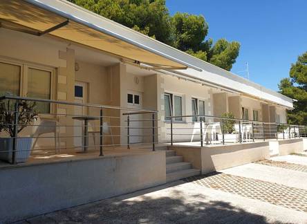 Отель Zlatni Rat Beach Resort