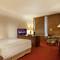 Отель Redtop Hotel & Convention Center