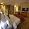 Отель The Grand New Delhi