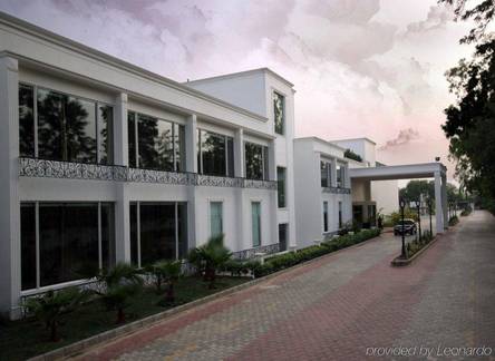 Отель Country Inn & Suites By Carlson, Sahibabad, Delhi