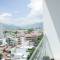Отель Nhi Phi Hotel