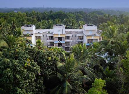 Отель TreeHouse Blue Hotel & Serviced Apartments