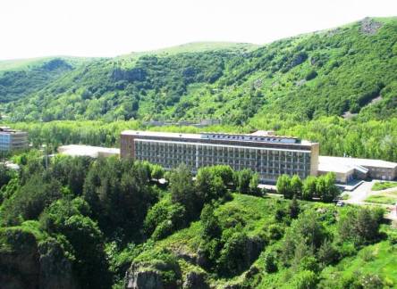 Отель Jermuk Ashkharh Health Center (Ашхар)