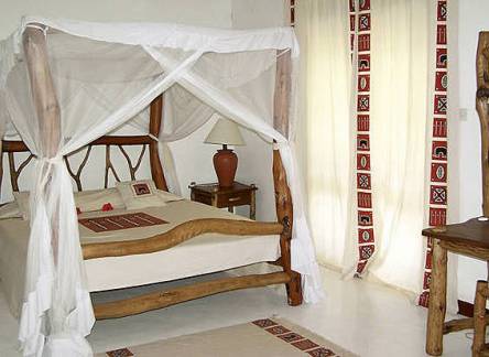 Отель Pinewood Beach Resort & Spa, Ukunda/Galu Kinondo Beach