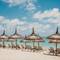 Отель Maritim Crystals Beach Hotel